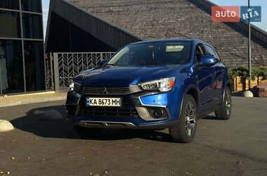 Внедорожник / Кроссовер Mitsubishi ASX 2016 в 