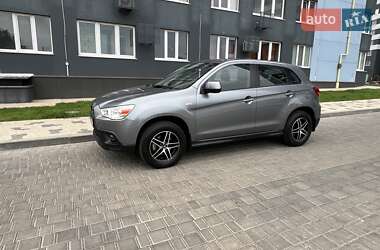 Внедорожник / Кроссовер Mitsubishi ASX 2012 в 