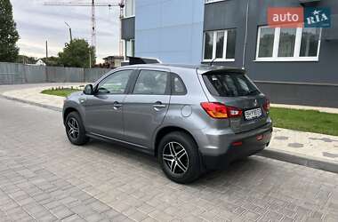 Внедорожник / Кроссовер Mitsubishi ASX 2012 в 
