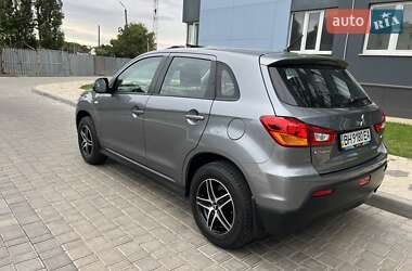 Внедорожник / Кроссовер Mitsubishi ASX 2012 в 