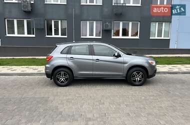 Внедорожник / Кроссовер Mitsubishi ASX 2012 в 