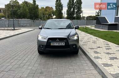 Внедорожник / Кроссовер Mitsubishi ASX 2012 в 