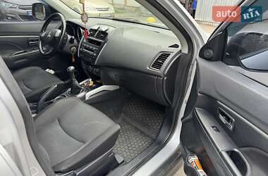 Внедорожник / Кроссовер Mitsubishi ASX 2011 в 
