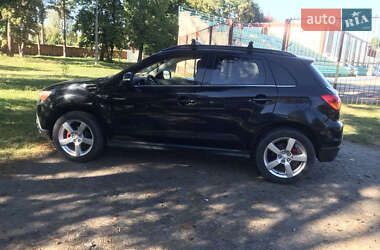 Внедорожник / Кроссовер Mitsubishi ASX 2010 в 