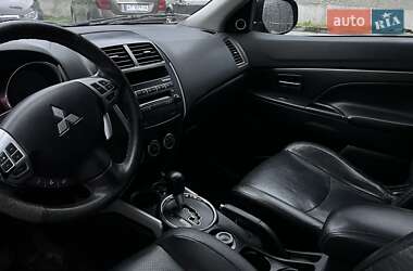 Внедорожник / Кроссовер Mitsubishi ASX 2011 в 