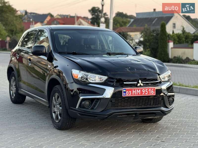 Внедорожник / Кроссовер Mitsubishi ASX 2018 в Львове