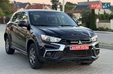 Внедорожник / Кроссовер Mitsubishi ASX 2018 в 