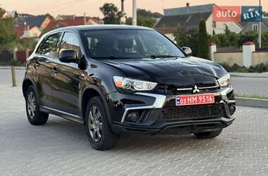 Внедорожник / Кроссовер Mitsubishi ASX 2018 в 