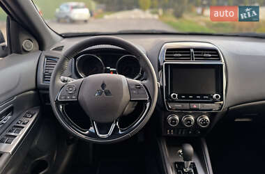 Внедорожник / Кроссовер Mitsubishi ASX 2023 в 