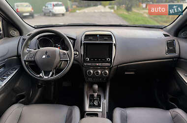 Внедорожник / Кроссовер Mitsubishi ASX 2023 в 
