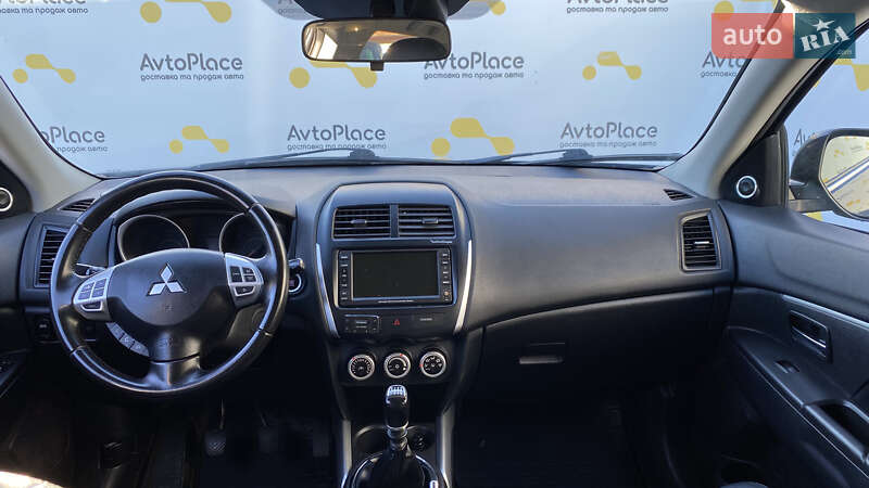 Внедорожник / Кроссовер Mitsubishi ASX 2010 в Луцке