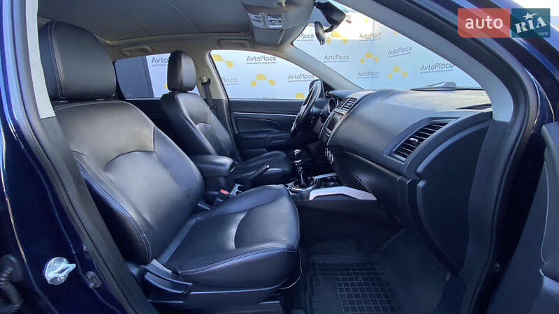 Внедорожник / Кроссовер Mitsubishi ASX 2010 в Луцке