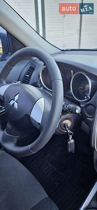 Внедорожник / Кроссовер Mitsubishi ASX 2011 в Черкассах