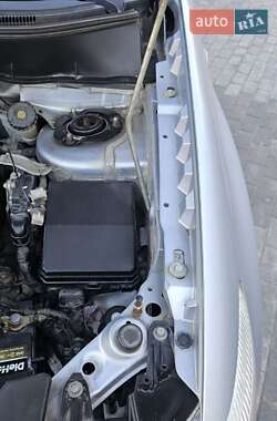 Внедорожник / Кроссовер Mitsubishi ASX 2011 в 