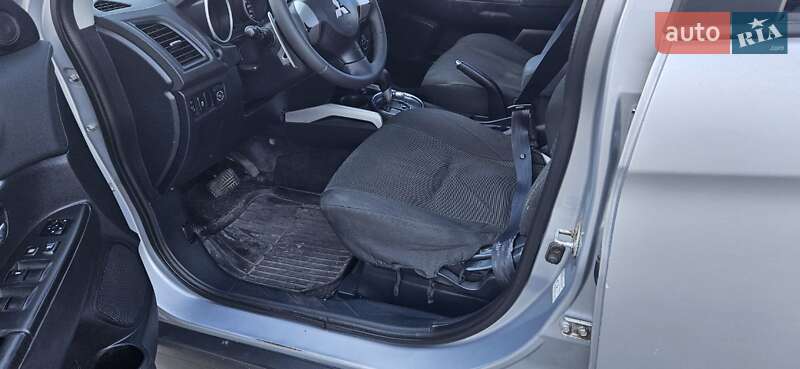 Внедорожник / Кроссовер Mitsubishi ASX 2011 в Черкассах