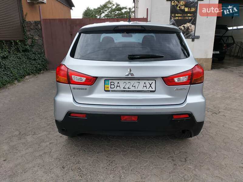 Внедорожник / Кроссовер Mitsubishi ASX 2011 в Черкассах