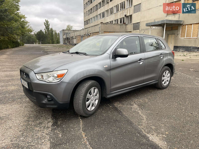 Внедорожник / Кроссовер Mitsubishi ASX 2012 в Николаеве