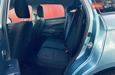 Внедорожник / Кроссовер Mitsubishi ASX 2010 в 