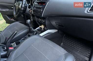 Внедорожник / Кроссовер Mitsubishi ASX 2010 в Ромнах