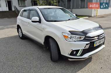 Внедорожник / Кроссовер Mitsubishi ASX 2018 в 