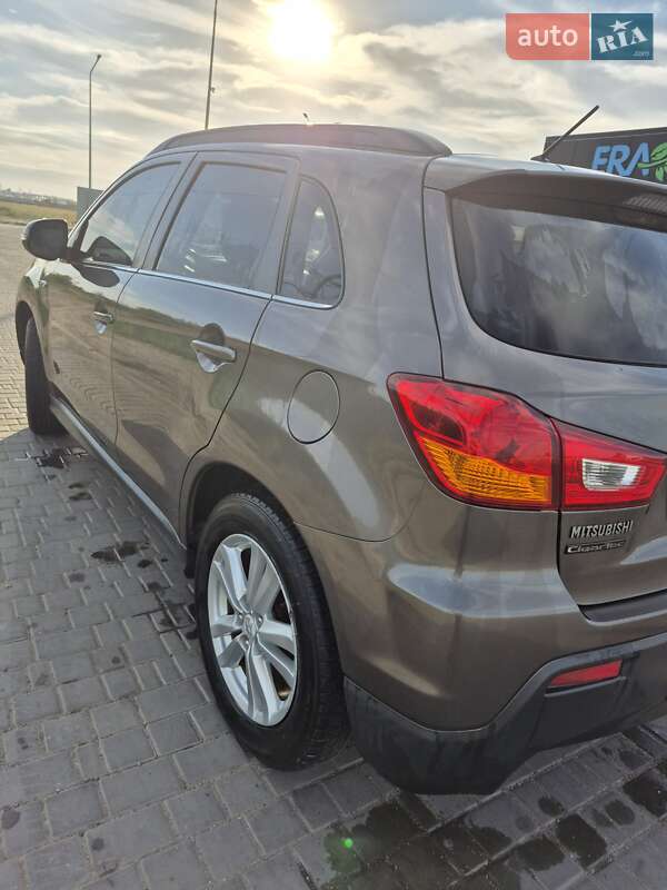 Внедорожник / Кроссовер Mitsubishi ASX 2010 в Одессе