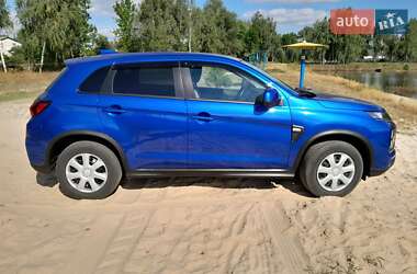 Внедорожник / Кроссовер Mitsubishi ASX 2020 в 