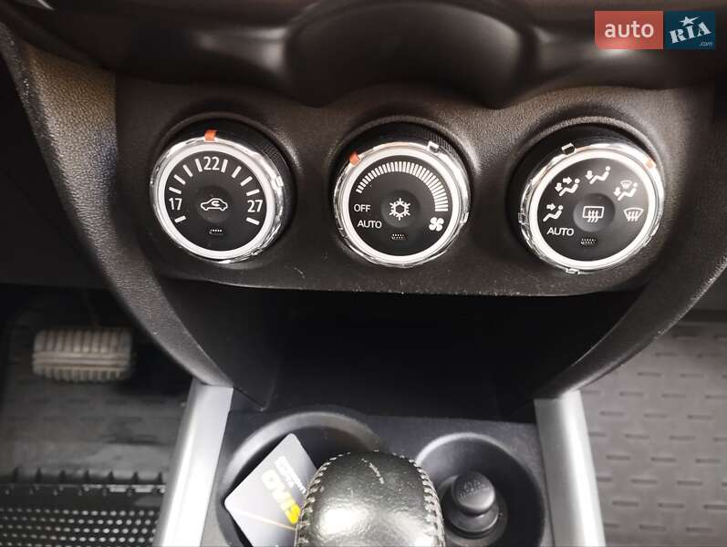 Внедорожник / Кроссовер Mitsubishi ASX 2014 в Ахтырке