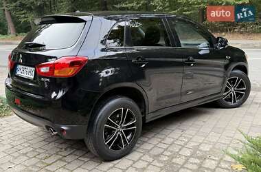 Внедорожник / Кроссовер Mitsubishi ASX 2014 в 