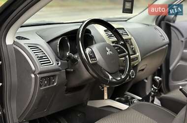 Внедорожник / Кроссовер Mitsubishi ASX 2014 в 
