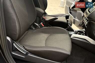 Внедорожник / Кроссовер Mitsubishi ASX 2014 в 