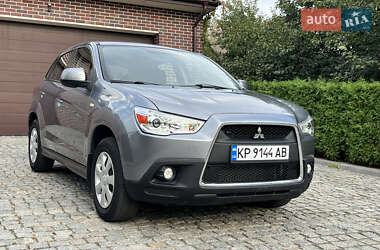 Внедорожник / Кроссовер Mitsubishi ASX 2012 в 