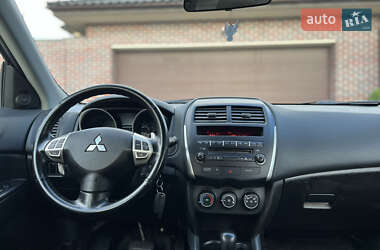 Внедорожник / Кроссовер Mitsubishi ASX 2012 в 