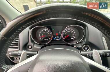 Внедорожник / Кроссовер Mitsubishi ASX 2014 в 