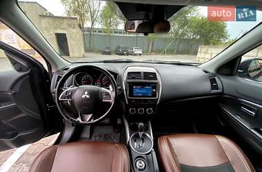 Внедорожник / Кроссовер Mitsubishi ASX 2014 в 