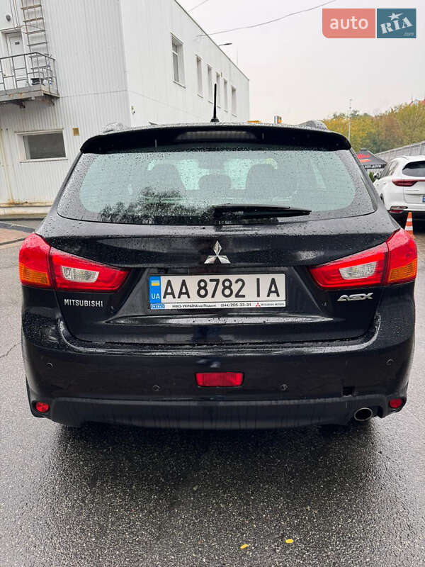 Позашляховик / Кросовер Mitsubishi ASX 2014 в Києві