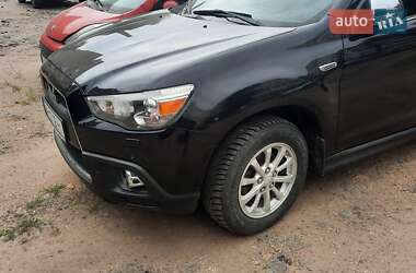 Внедорожник / Кроссовер Mitsubishi ASX 2011 в 