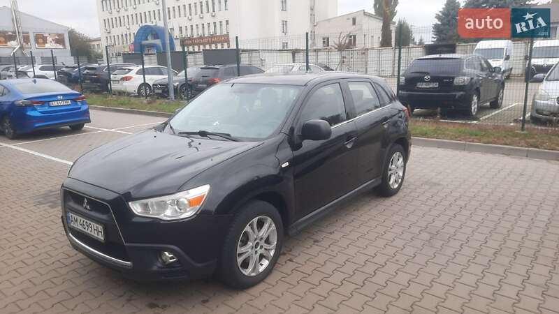 Внедорожник / Кроссовер Mitsubishi ASX 2010 в Киеве