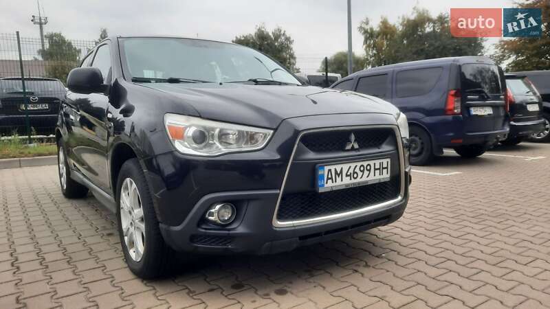 Внедорожник / Кроссовер Mitsubishi ASX 2010 в Киеве