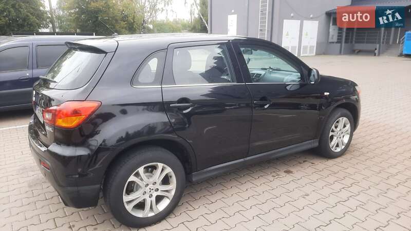 Внедорожник / Кроссовер Mitsubishi ASX 2010 в Киеве