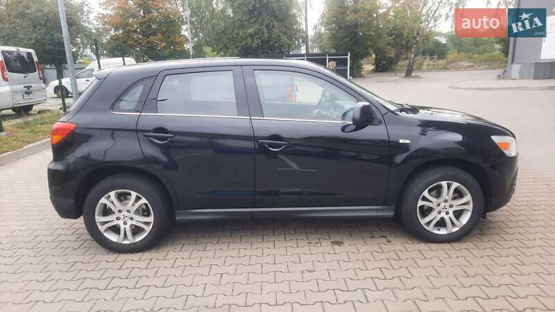 Внедорожник / Кроссовер Mitsubishi ASX 2010 в Киеве