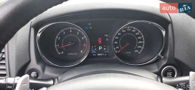 Внедорожник / Кроссовер Mitsubishi ASX 2012 в Черновцах