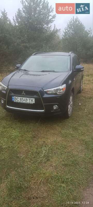 Mitsubishi ASX 2011