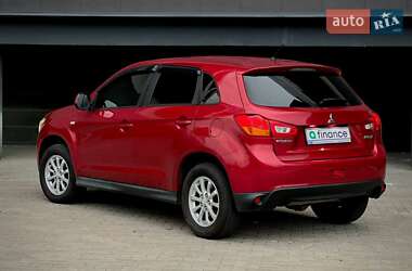 Внедорожник / Кроссовер Mitsubishi ASX 2013 в 