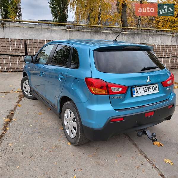Внедорожник / Кроссовер Mitsubishi ASX 2012 в 