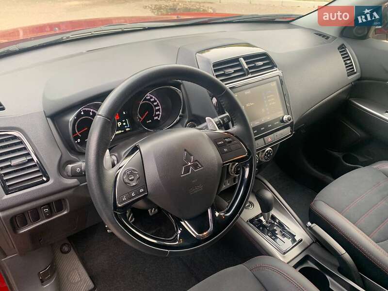 Внедорожник / Кроссовер Mitsubishi ASX 2022 в Николаеве