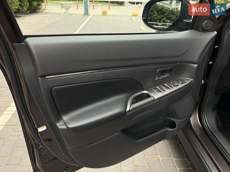 Внедорожник / Кроссовер Mitsubishi ASX 2020 в Киеве фото 22 Внедорожник / Кроссовер Mitsubishi ASX 2020 в Киеве