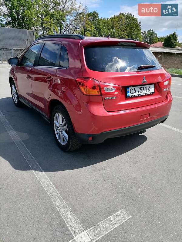 Внедорожник / Кроссовер Mitsubishi ASX 2013 в Бершади