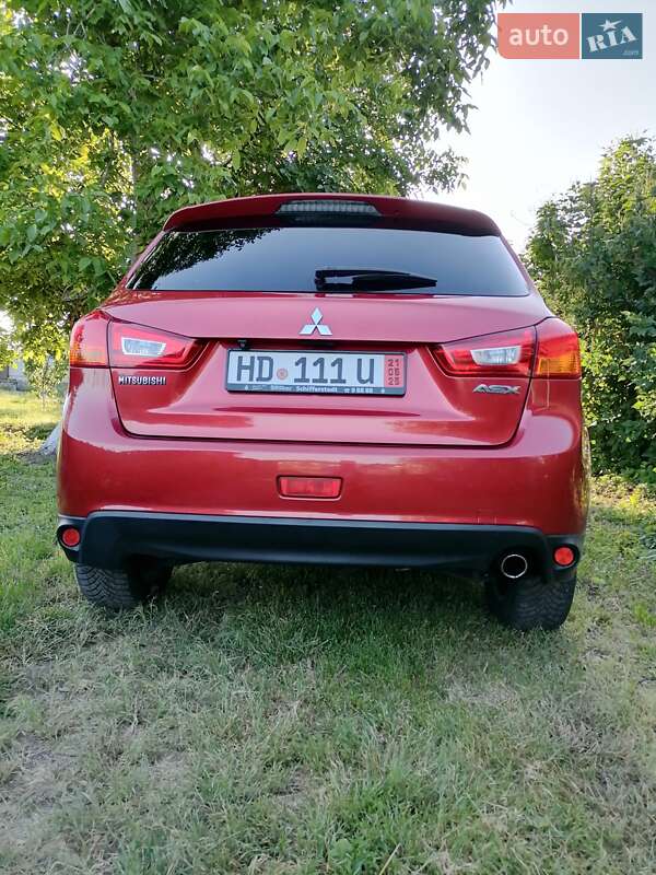 Внедорожник / Кроссовер Mitsubishi ASX 2013 в Бершади