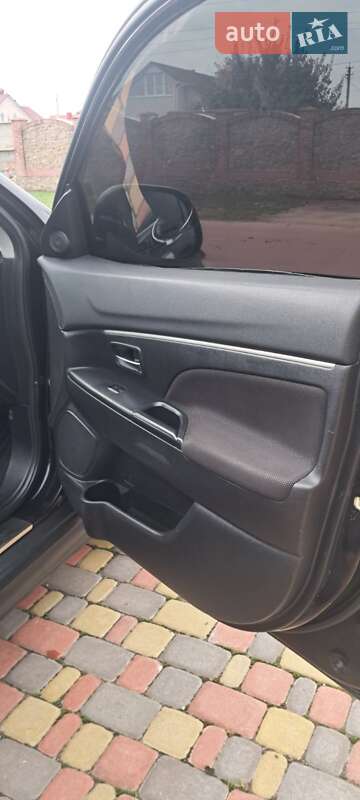 Позашляховик / Кросовер Mitsubishi ASX 2011 в Житомирі фото 19 Позашляховик / Кросовер Mitsubishi ASX 2011 в Житомирі