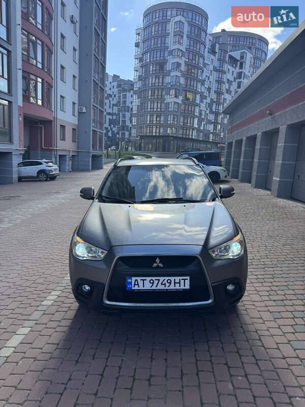 Внедорожник / Кроссовер Mitsubishi ASX 2010 в Ивано-Франковске фото 6 Внедорожник / Кроссовер Mitsubishi ASX 2010 в Ивано-Франковске